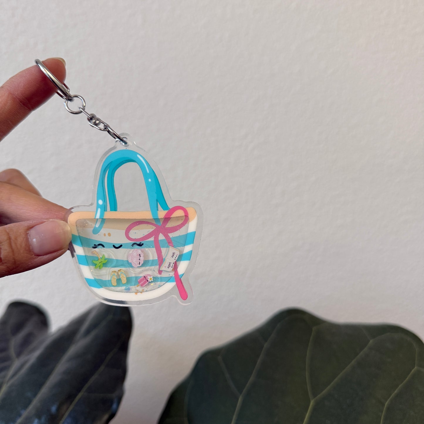 BEACH BAG liquid Keychain