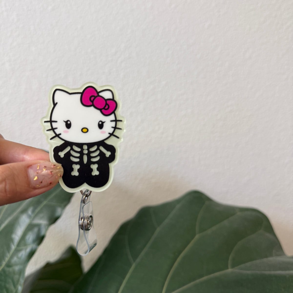 Glow-in-the-dark HK Xray badge reel
