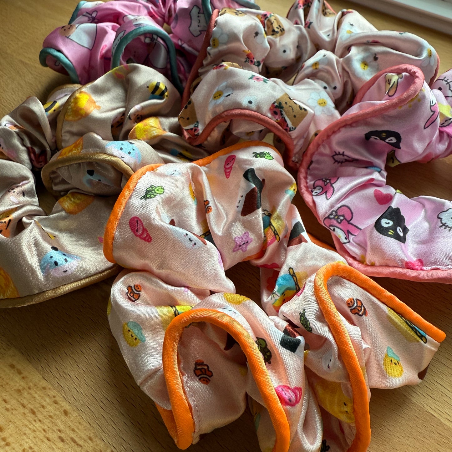 SCRUNCHIES: choose one