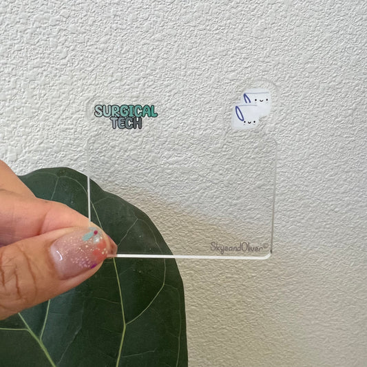 VERTICAL Badge Topper: SURGICAL TECH