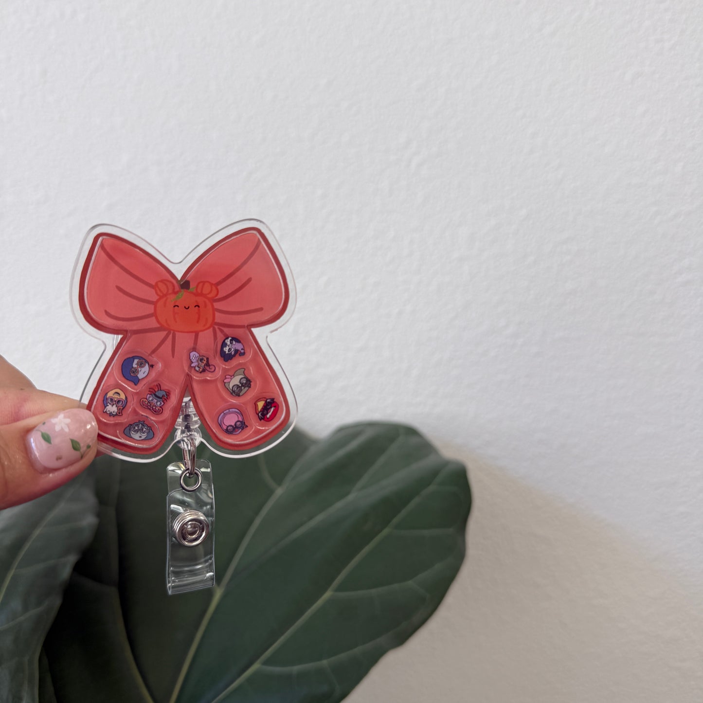 Shaker Badge Reel: Feelings Bow