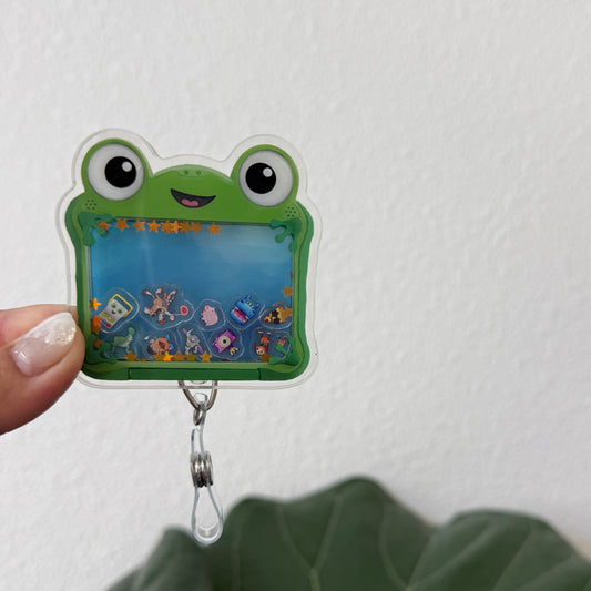 Shaker Badge Reel: Lily Pad