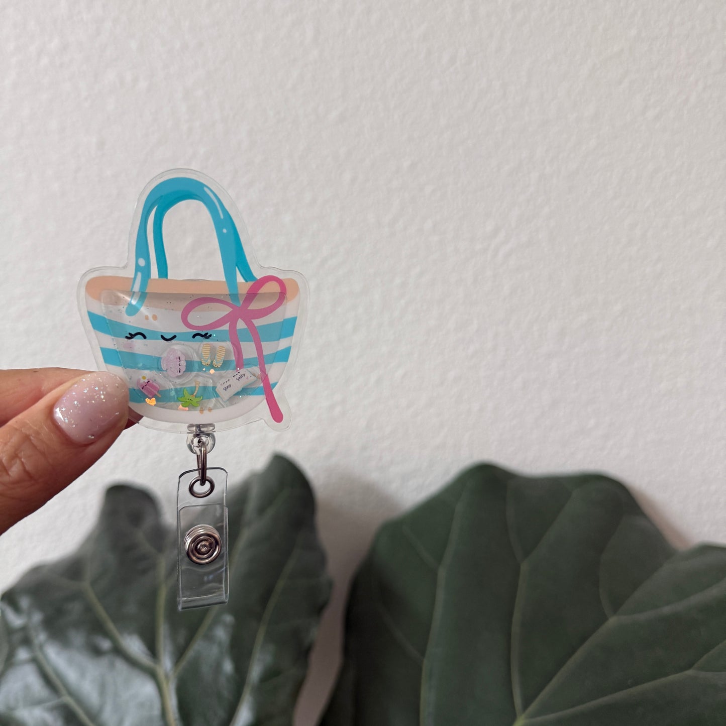 Liquid Badge Reel: Beach Bag