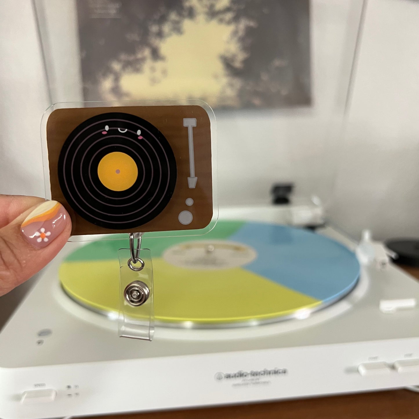 Spinning Badge Reel: Record Player