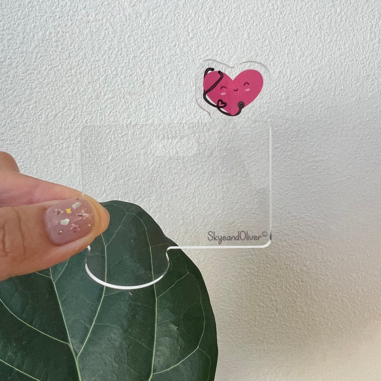 VERTICAL Badge Topper: HEART