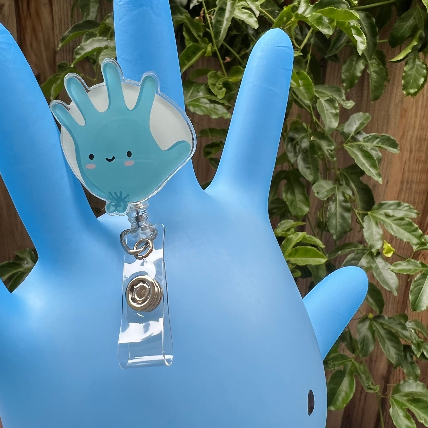 GLOVE BALLOON Badge Reel